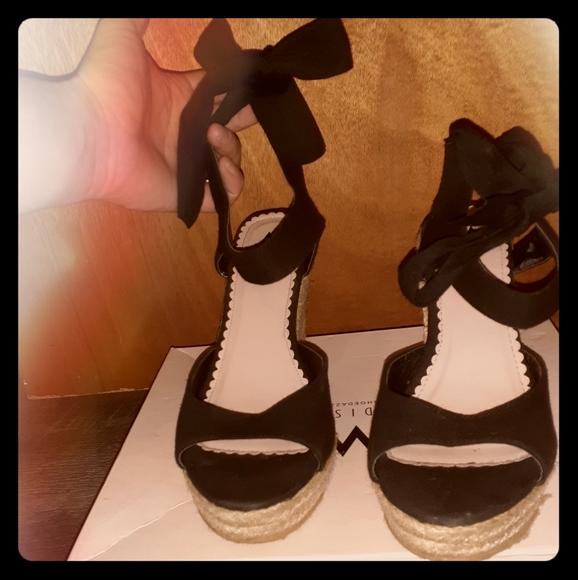 Strap Up Black Pumps - Picture 1 of 3